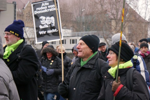 Winne mit GemeinderätInnen auf der Demo am 29.01.2011