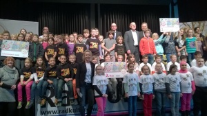 19.11.2014 - Die glücklichen GewinnerInnen des RadART-Wettbewerbs: SchülerInnen der Jahnschule in Filderstadt.