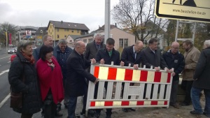 19.11.2014 - Nach einjähriger Bauzeit wurde die Ohrnbrücke  heute durch Verkehrsminister Hermann wieder für den Verkehr freigegeben.