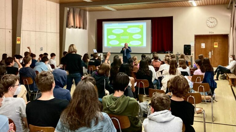 EU-Projekttag: Schulbesuch Fanny-Leicht-Gymnasium